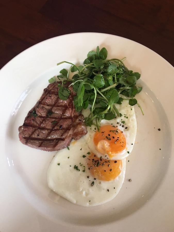 The Partridge, Stretton Bed & Breakfast Stretton  ภายนอก รูปภาพ